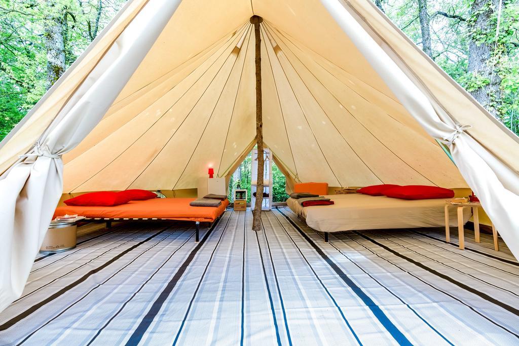 Atypik Nomad Hotell Recoubeau-Jansac Exteriör bild